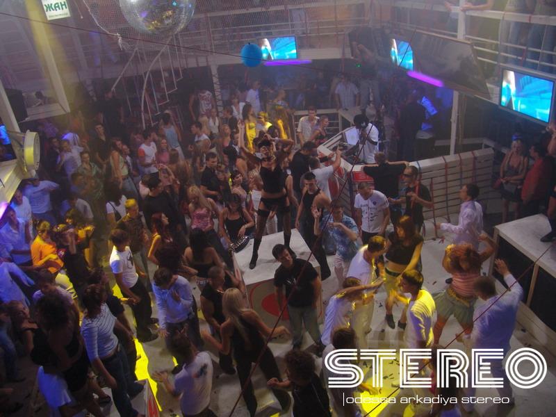 stereo6.jpg